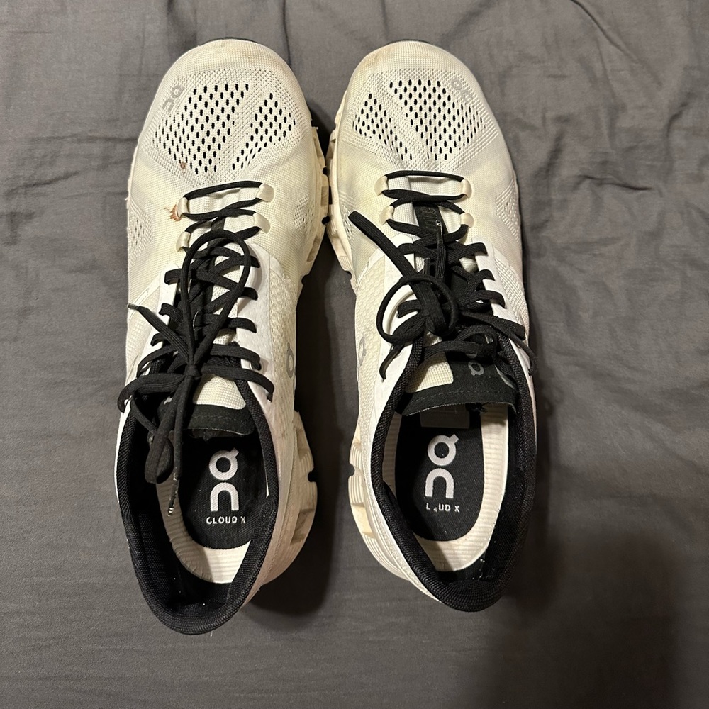 White on cloud Men’s